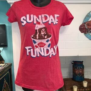 VINTAGE 80'S 90'S DAIRY QUEEN TEE XS